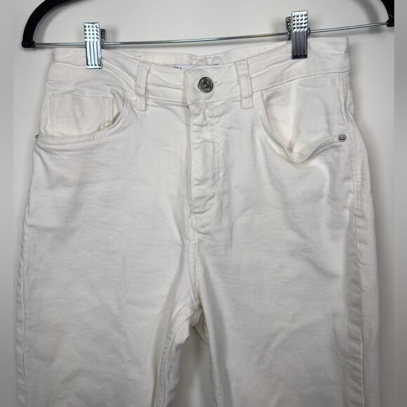 Zara White High Rise Straight Leg Jeans Size 6 - Picture 2 of 9